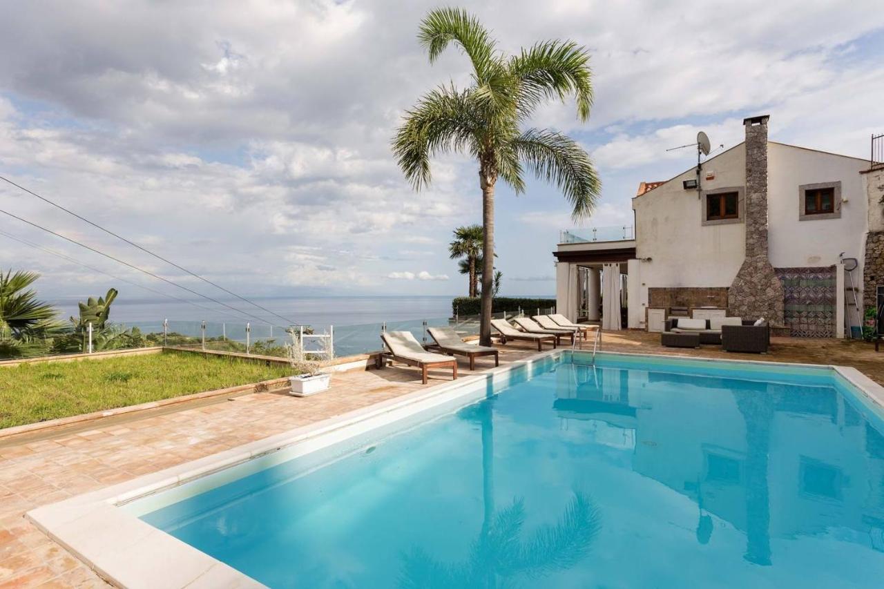 Luxury Taorum Villa With Spectacular Sea Views In Taormina Exterior foto