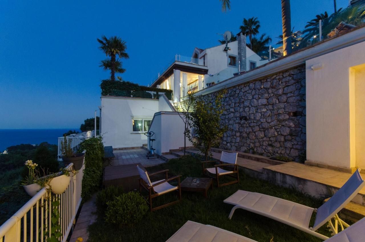 Luxury Taorum Villa With Spectacular Sea Views In Taormina Quarto foto